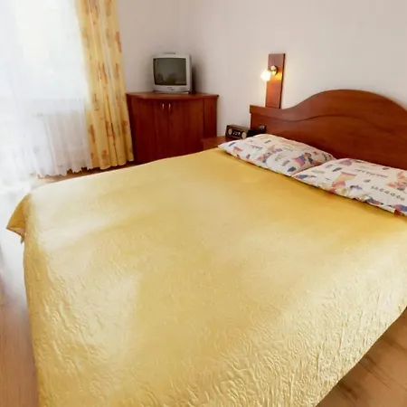 Osrodek Madamaku * سيانوزيتي