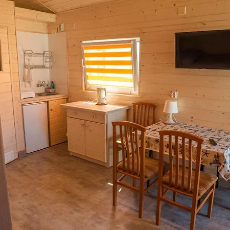 Osrodek Madamaku سيانوزيتي