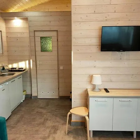 منتزه العطل Osrodek Madamaku *