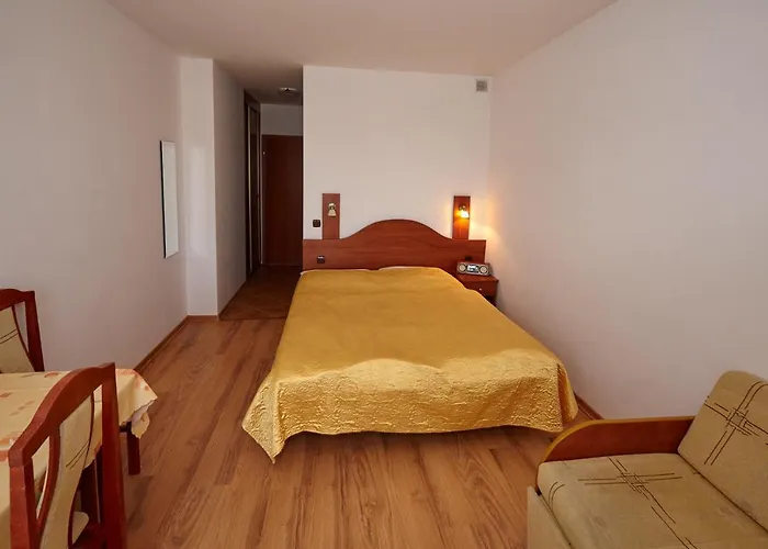 Tatil parkı Osrodek Madamaku