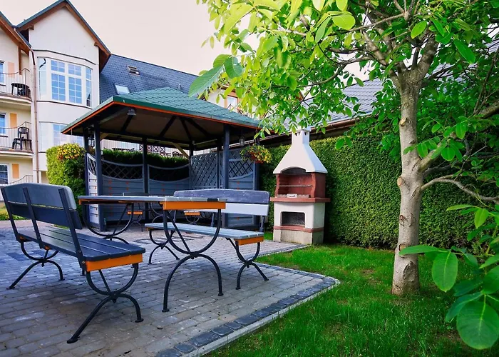 Ośrodek Madamaku Kompleks wypoczynkowy Sianożęty