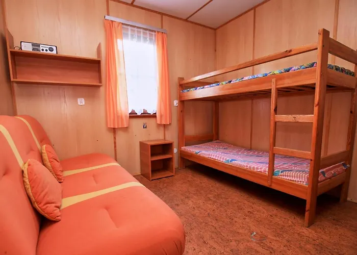 Tatil parkı Osrodek Madamaku *